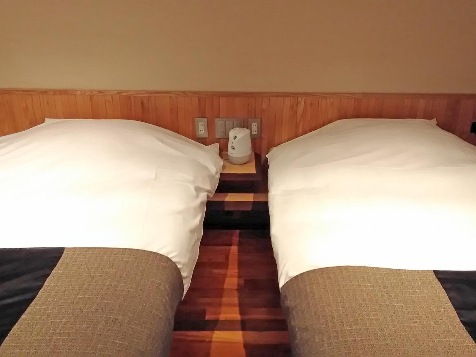 Niseko Konbu Onsen Tsuruga Moku-No-Sho Hotell Rum bild