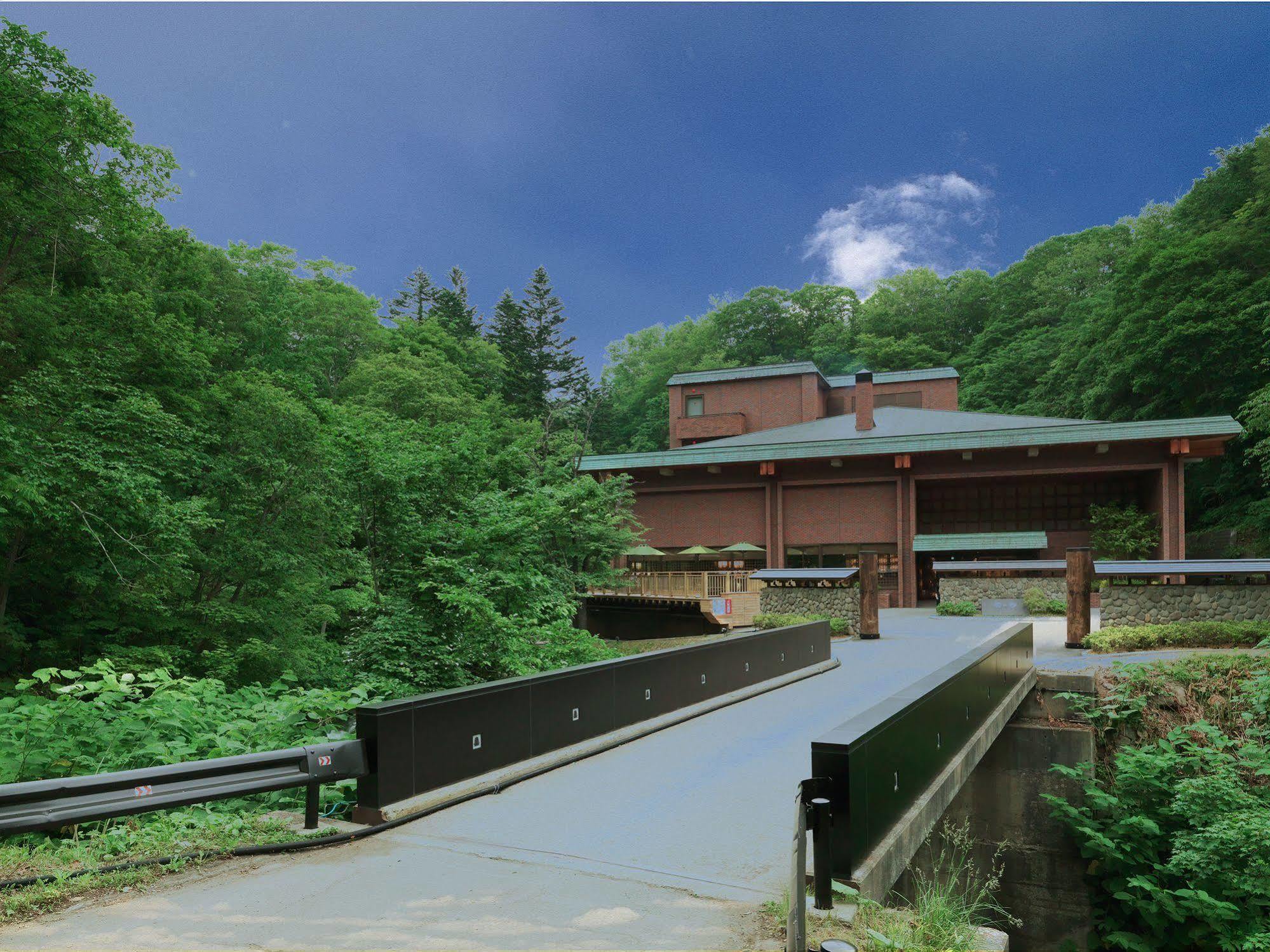 Niseko Konbu Onsen Tsuruga Moku-No-Sho Hotell Exteriör bild