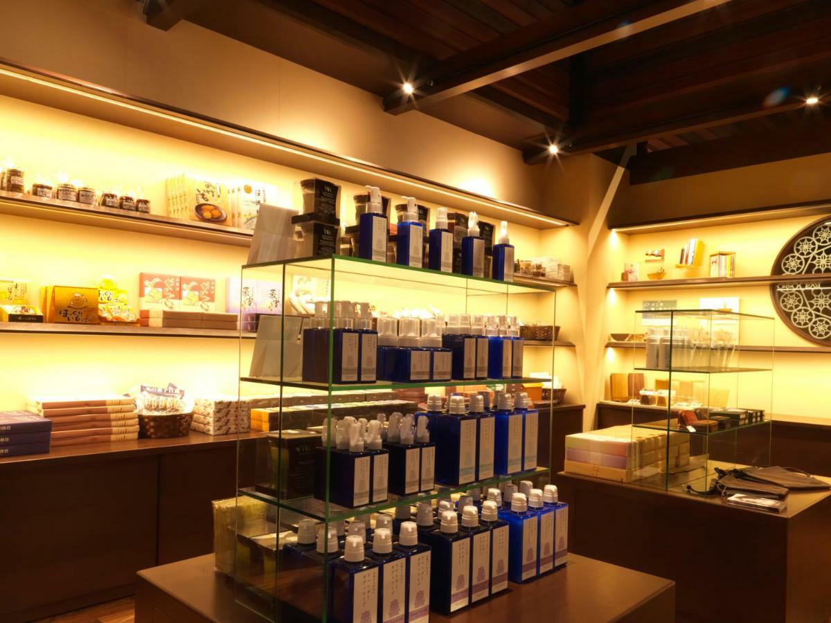 Niseko Konbu Onsen Tsuruga Moku-No-Sho Hotell Exteriör bild