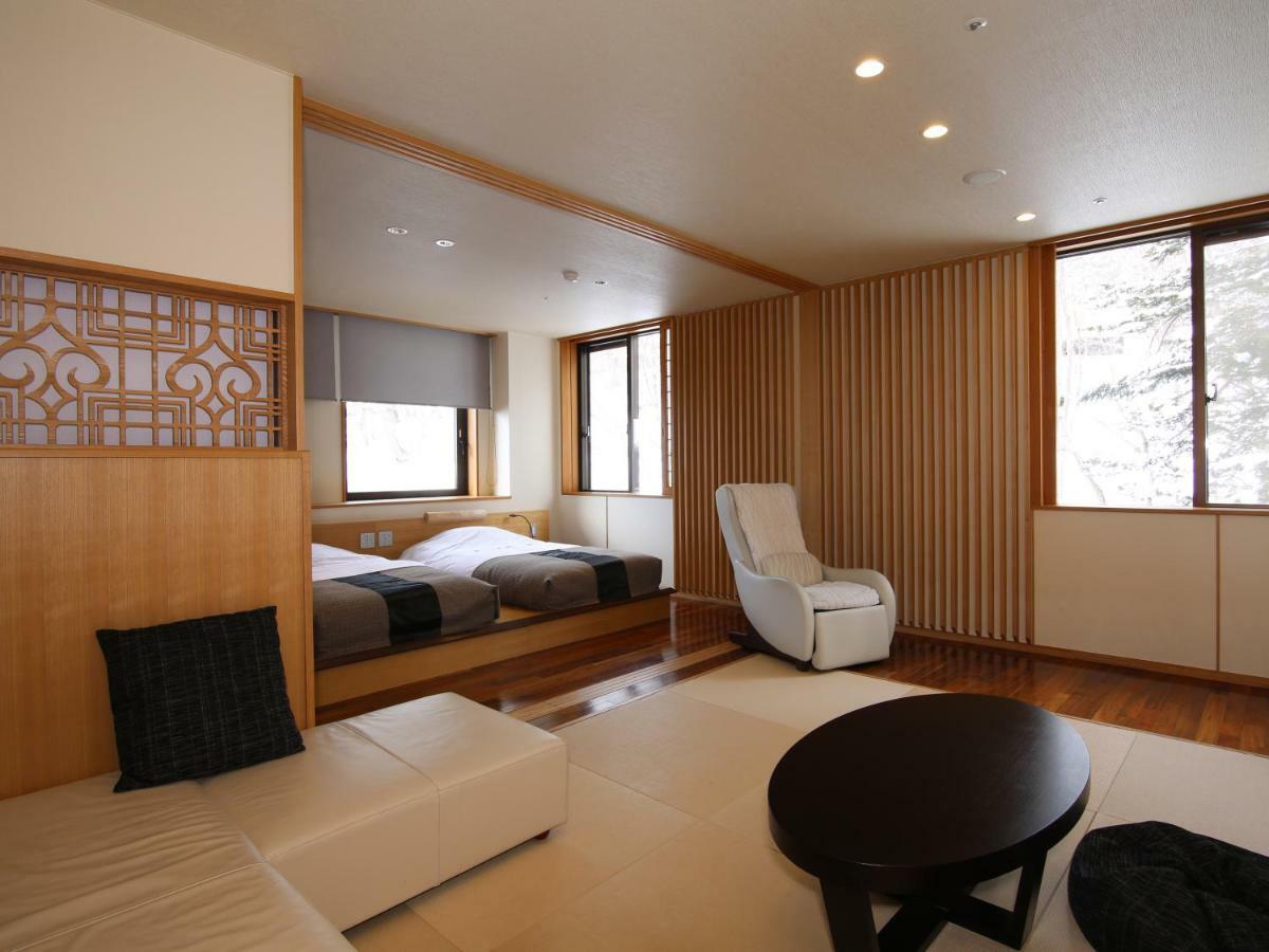 Niseko Konbu Onsen Tsuruga Moku-No-Sho Hotell Exteriör bild