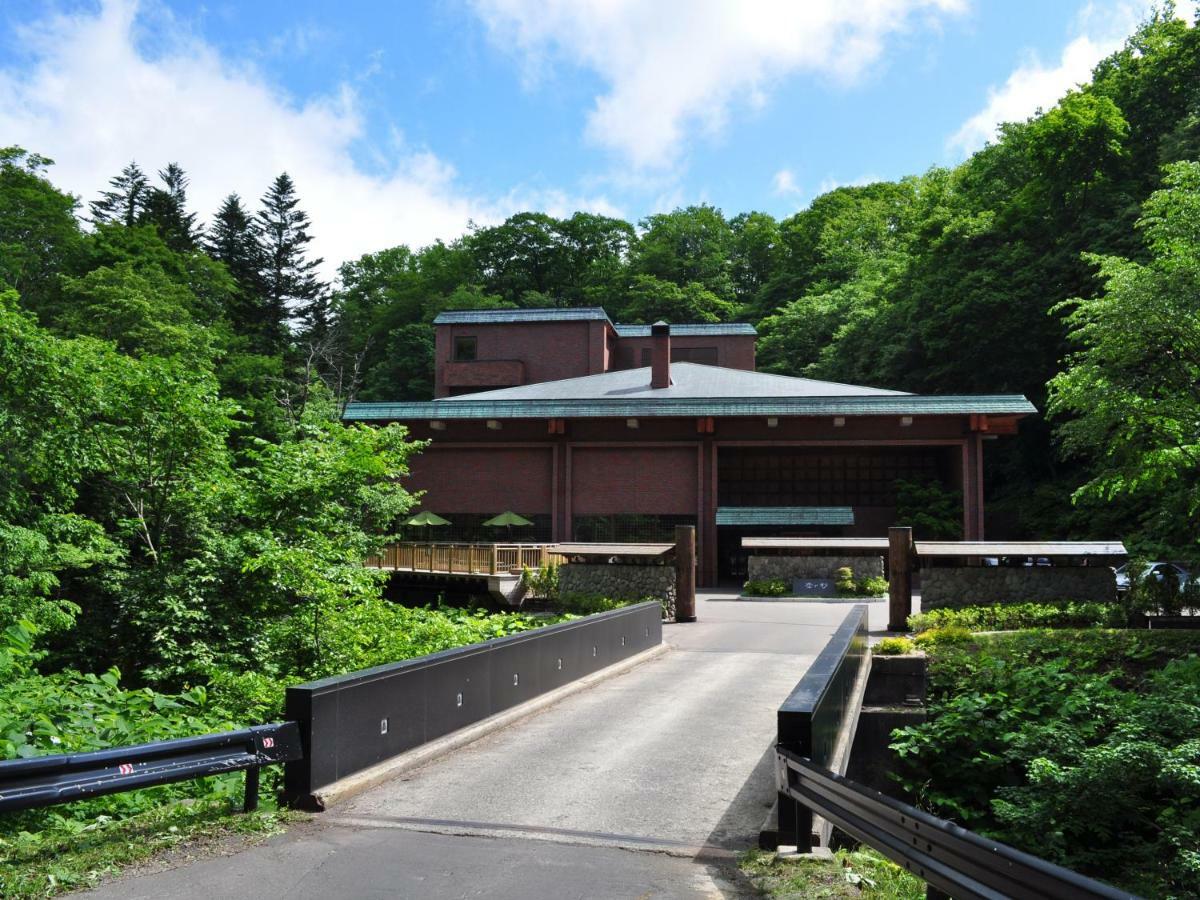 Niseko Konbu Onsen Tsuruga Moku-No-Sho Hotell Exteriör bild